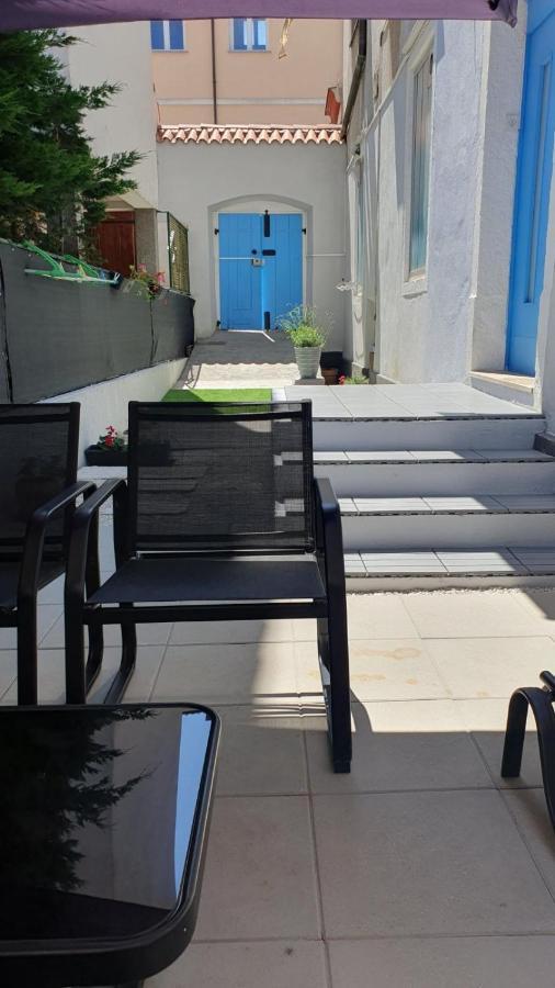 Holiday Home Blue Door In PUY מראה חיצוני תמונה